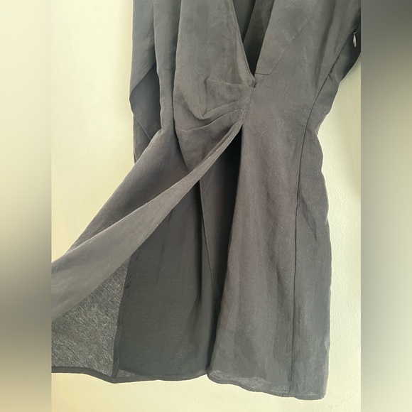 Zara Black Wrap Mini Dress with V-neckline. Size XS - Picture 10 of 17